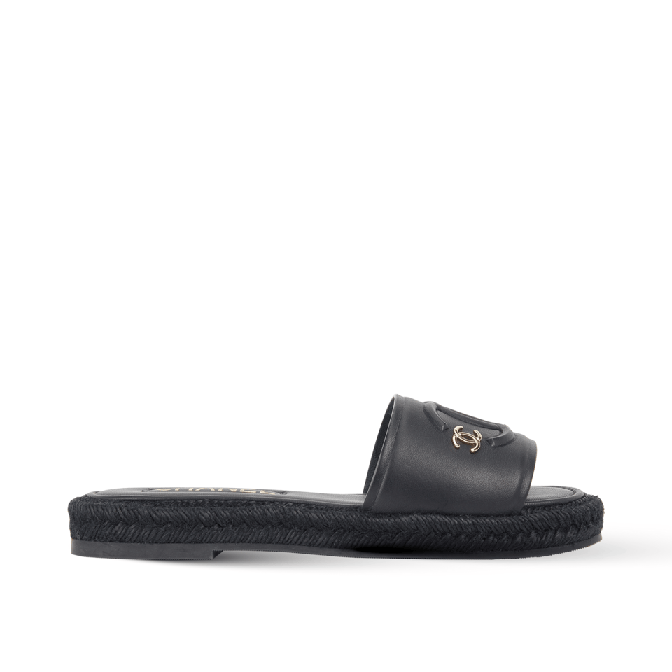 Chanel 23C CC Logo Leather Sandals Black view 2