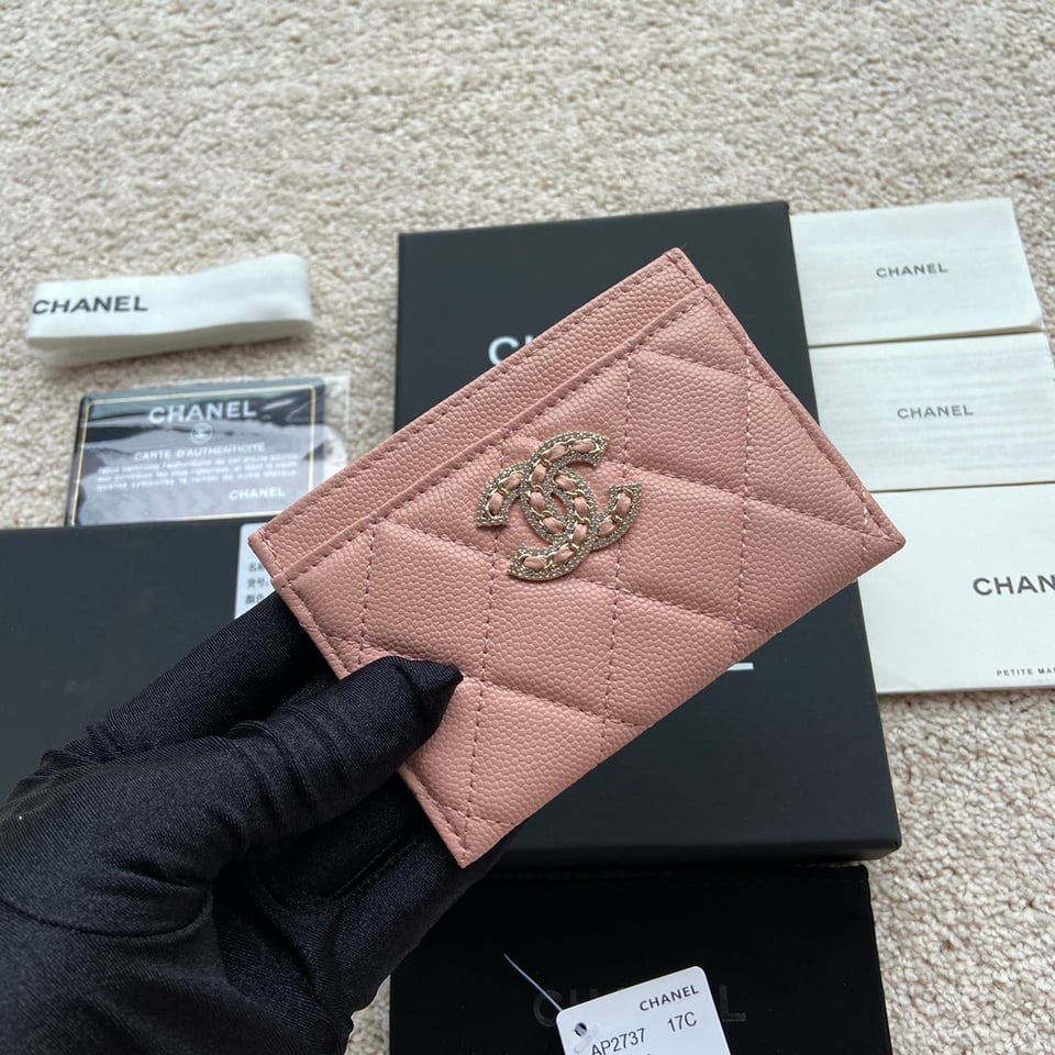 Chanel Card Holder 11Cm Pink Caviar Light Gold Hardware view 7