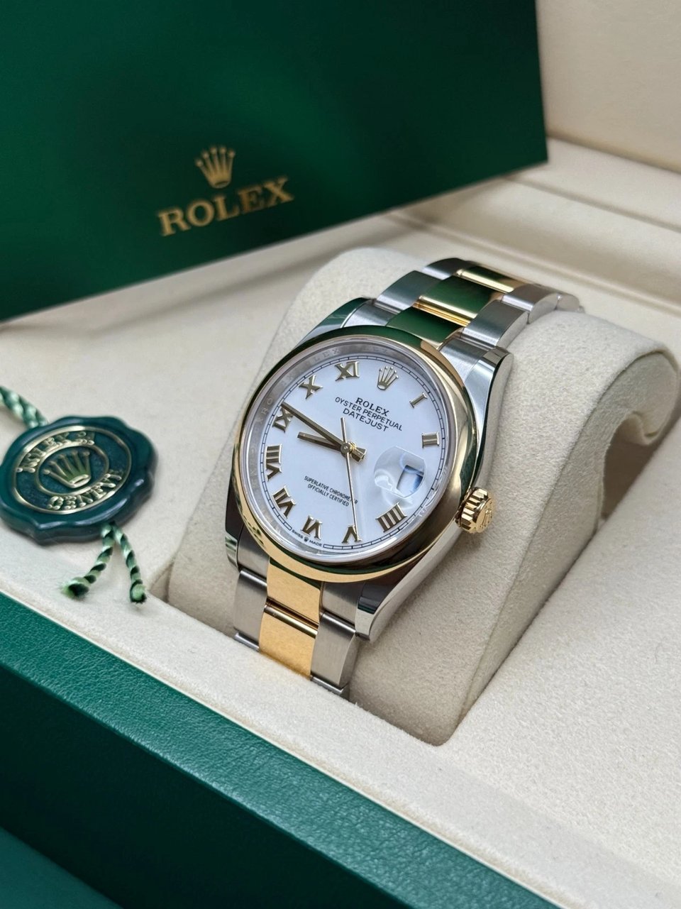 [Superclone] Rolex Datejust 41mm White Dial Yellow Oyster 126303 view 3