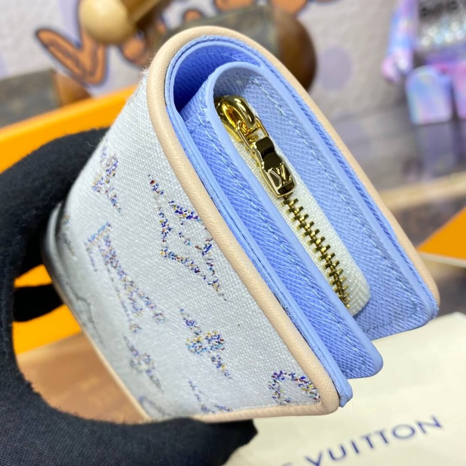 Louis Vuttion Monogram Jacquard Fabric Lou Wallet view 6