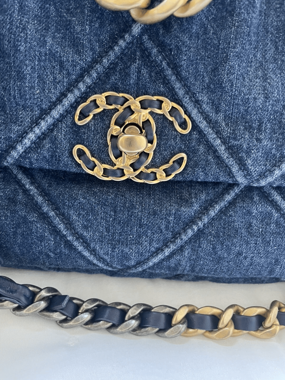 Chanel 19 Flap Denim Bag Blue 26cm/10.2in view 5