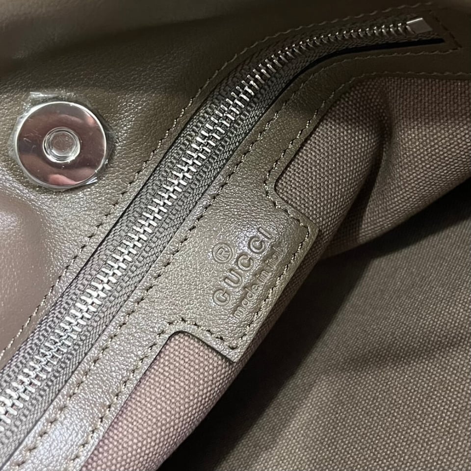 Gucci Blondie Small Tote Bag view 13