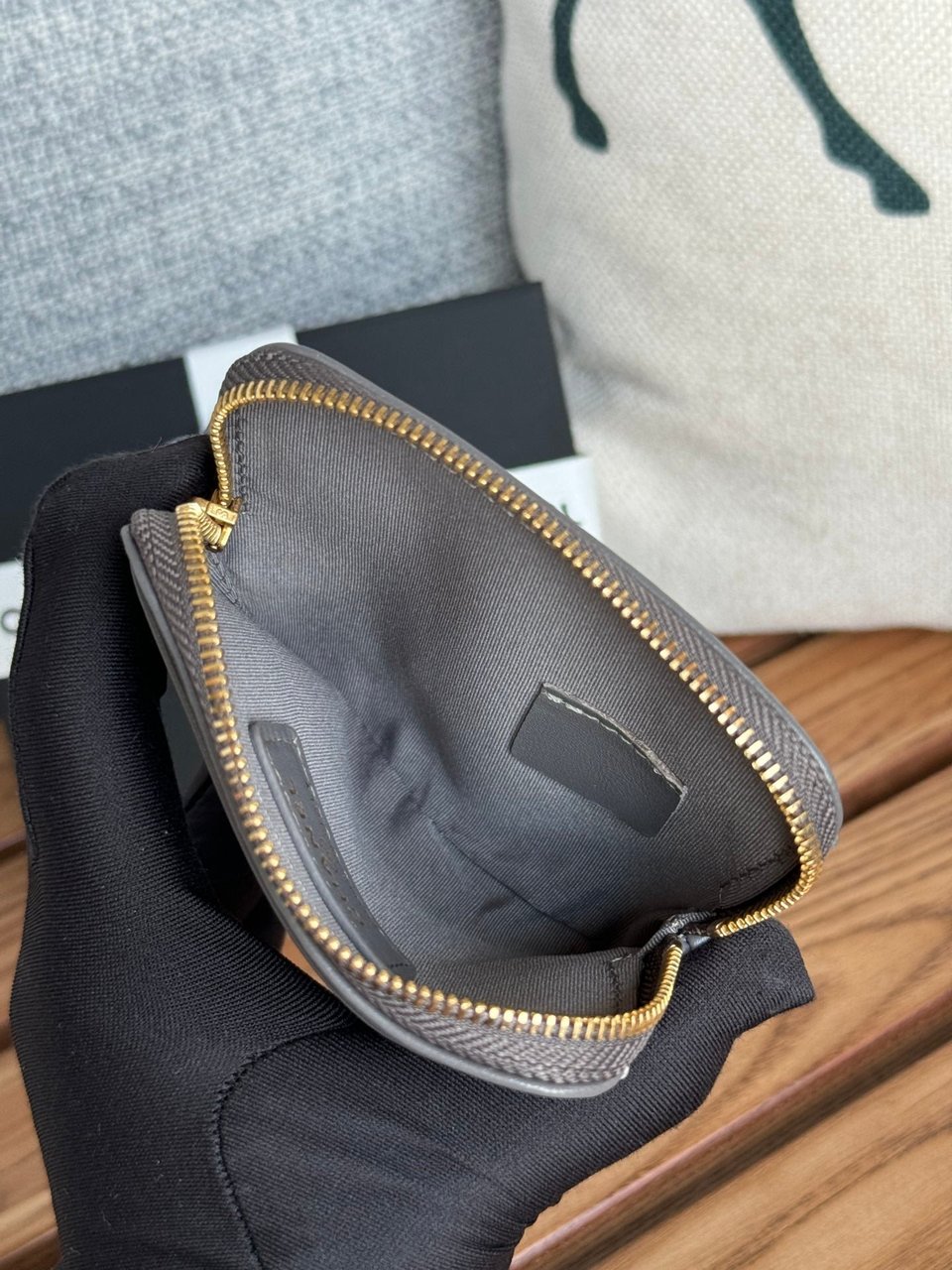 Chanel 19 Zipped Coin Purse 11Cm Grey Lambskin Gold Hardware view 10