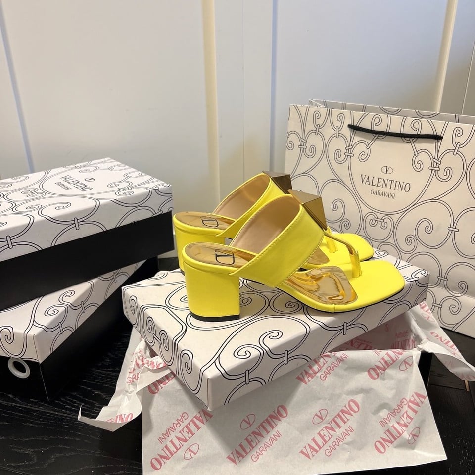 Valentino One Stud Metallic Nappa Flat Middle Heel Yellow Thong Sandal view 4