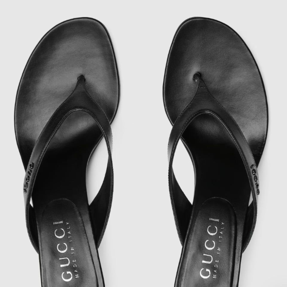 Gucci Vittoria Thong Black Leather 865403 For Women view 3