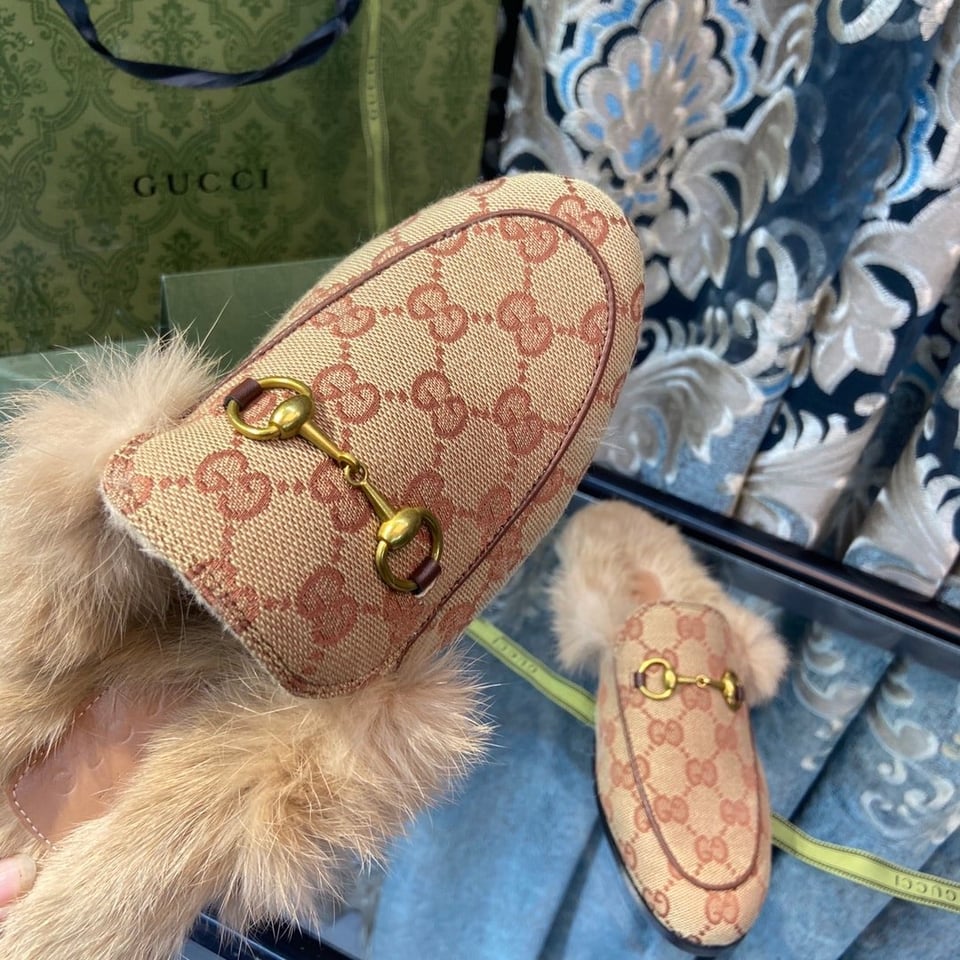 Gucci Princetown Lamb Fur Slippers Rust Natural view 10