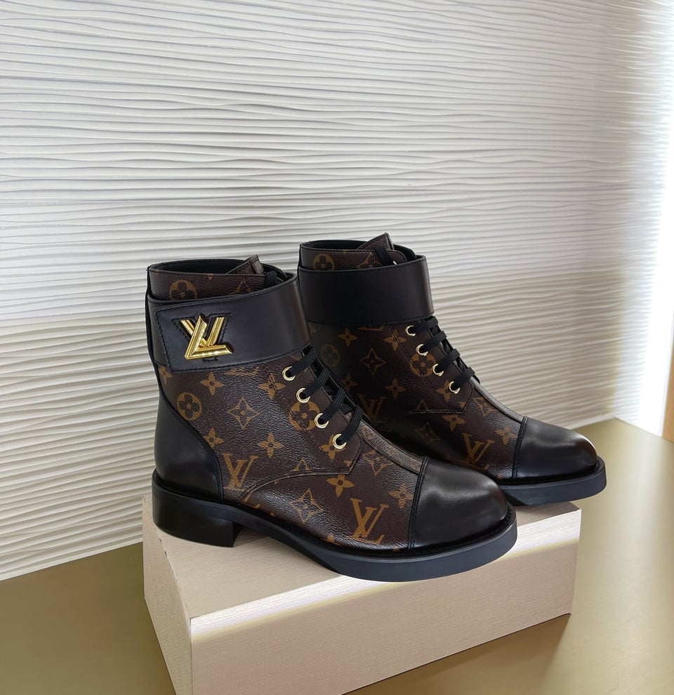 Louis Vuitton Wonderland Flat Ranger 1A2Q3Q Brown view 9