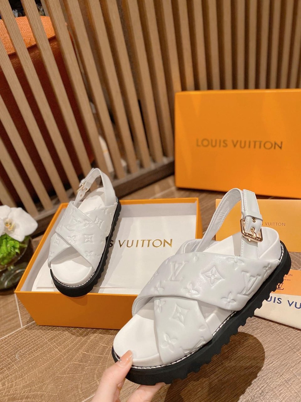 Louis Vuitton Monogram Embossed Paseo Flat Comfort Sandals White view 8