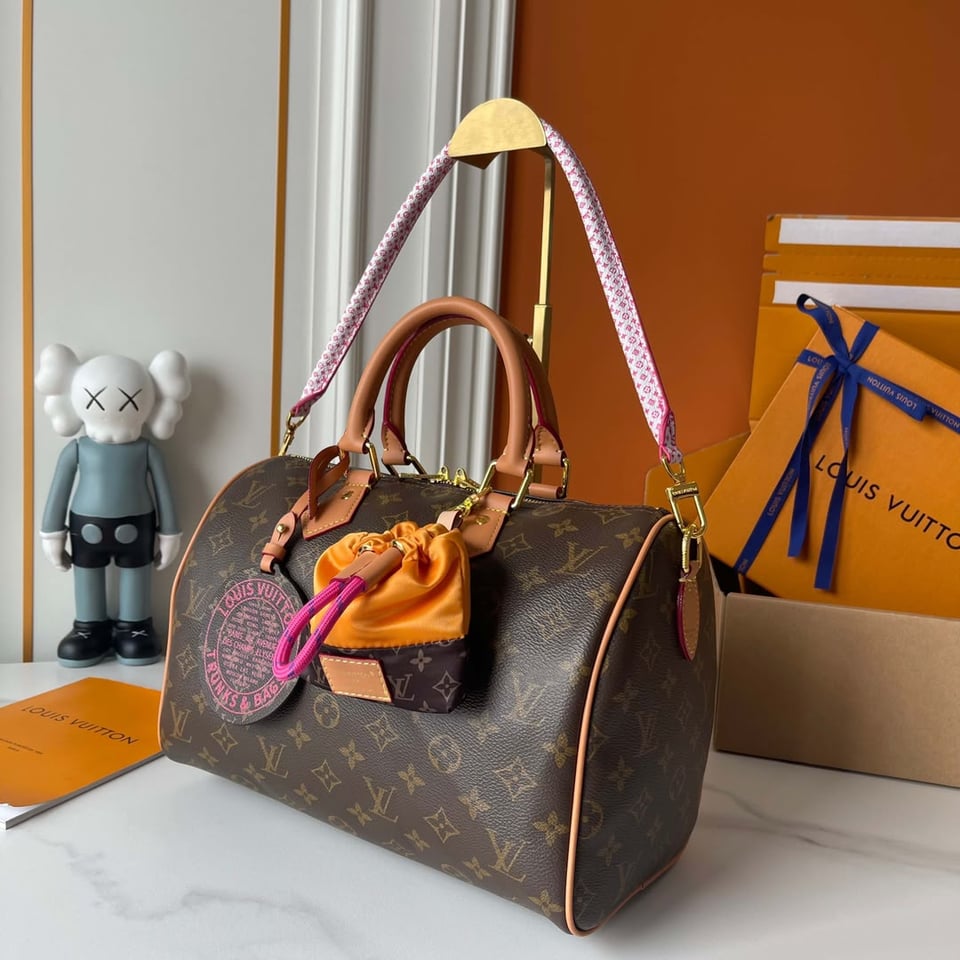 Louis Vuitton Speedy Soft 30 Bag Monogram Orange M27512 view 4
