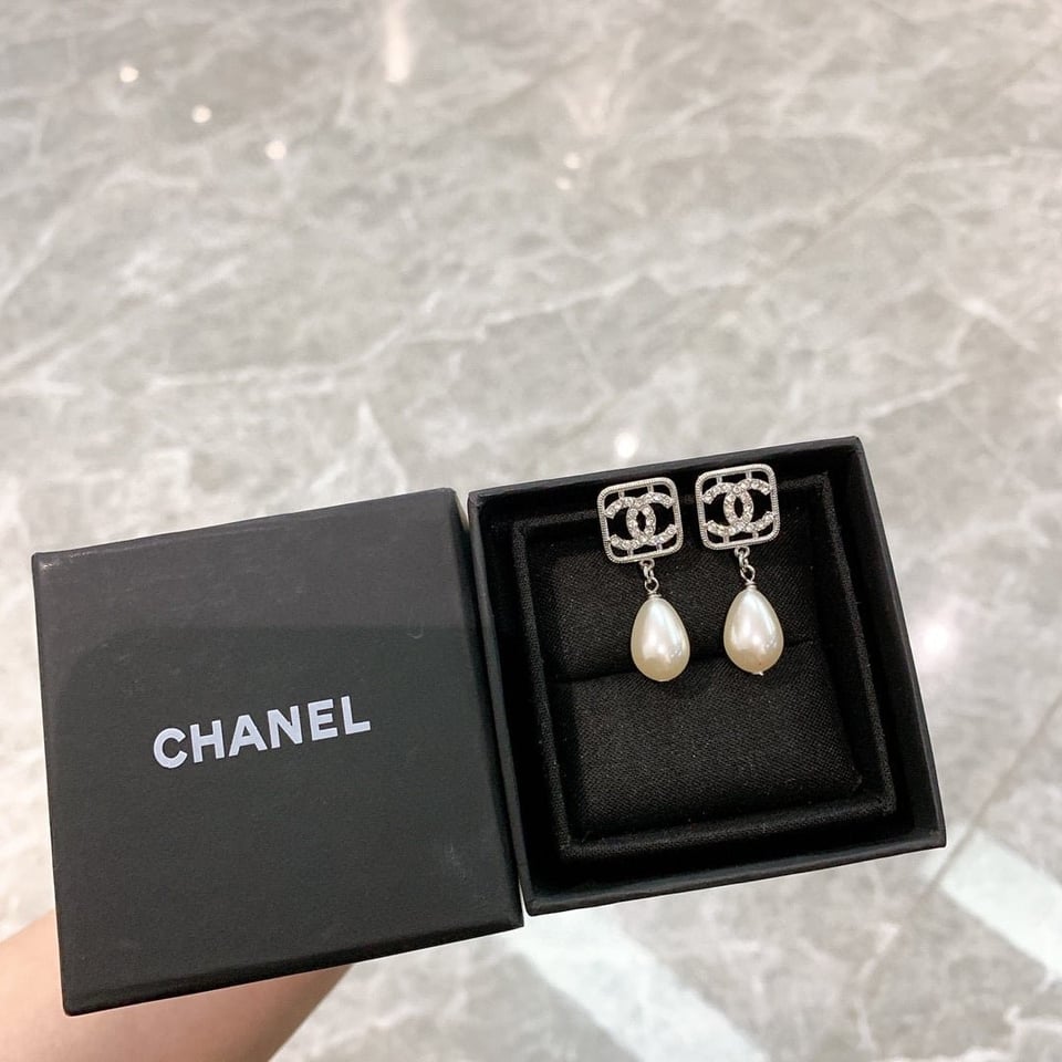 Chanel Cc Pear Earrings view 5