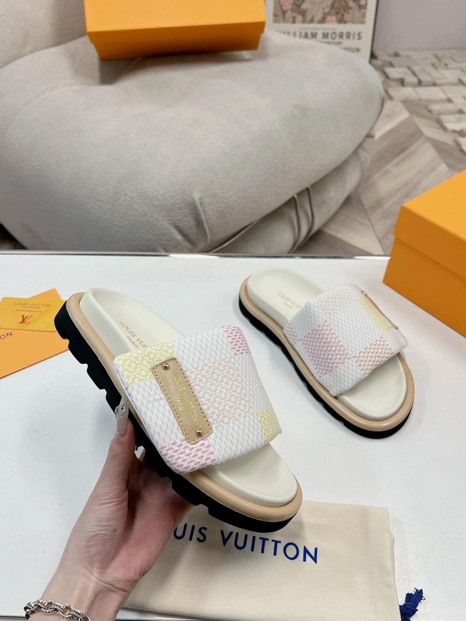 Louis Vuitton Pool Pillow Flat Comfort Mule Sandals Light Pink 1Actww view 7