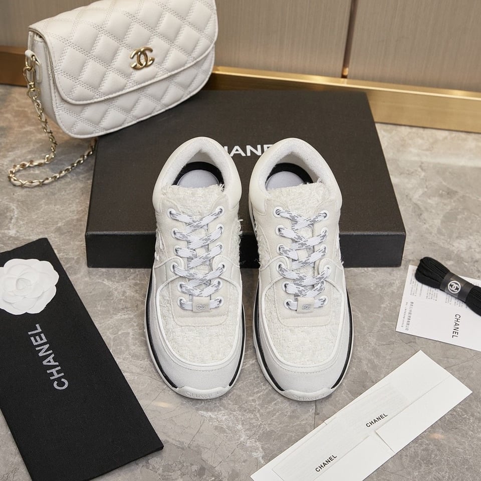 Chanel Velour Tweed Cc Sneakers White view 8