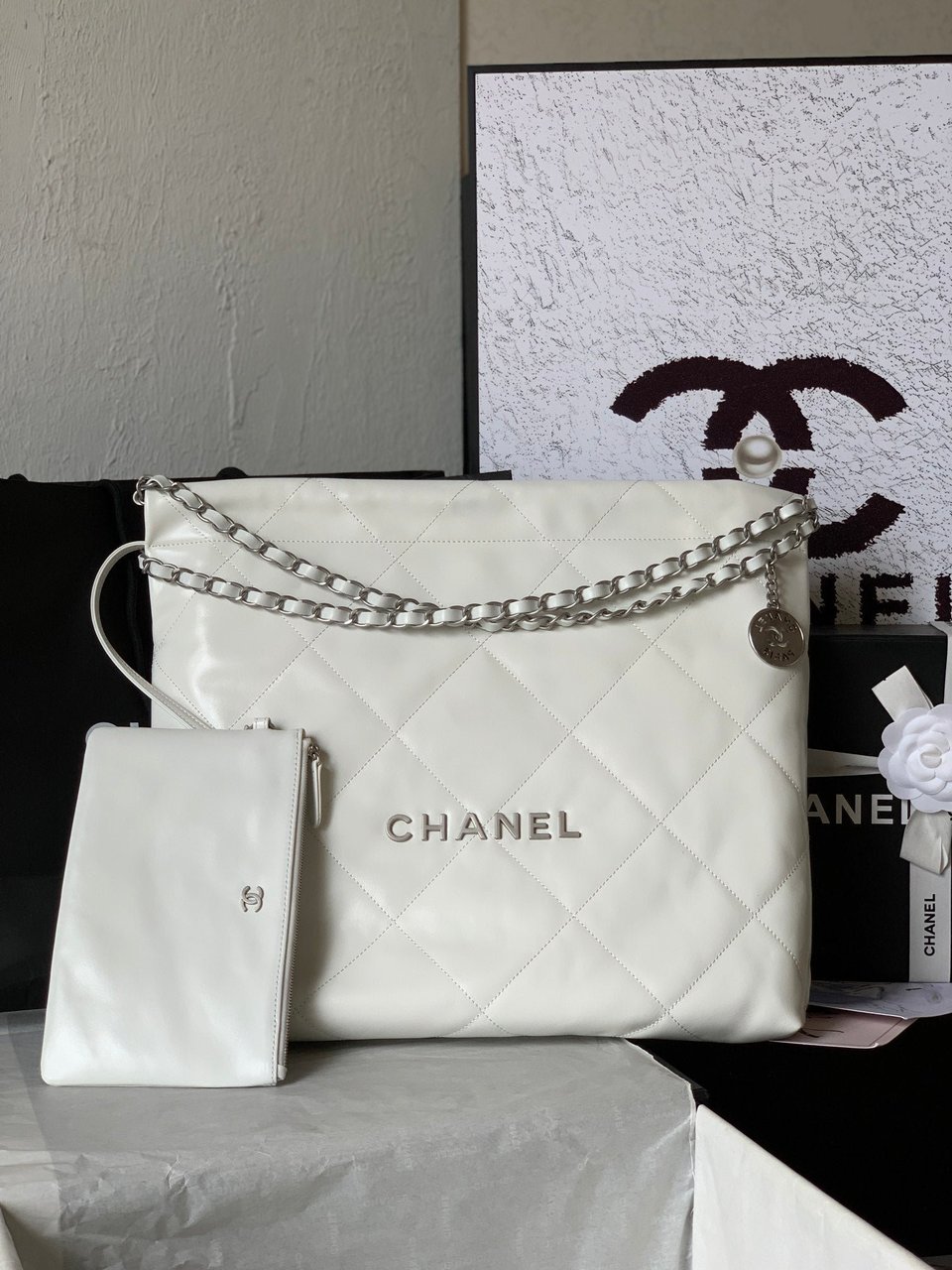 Chanel 22 Hobo White Calfskin Silver Hardware view 7