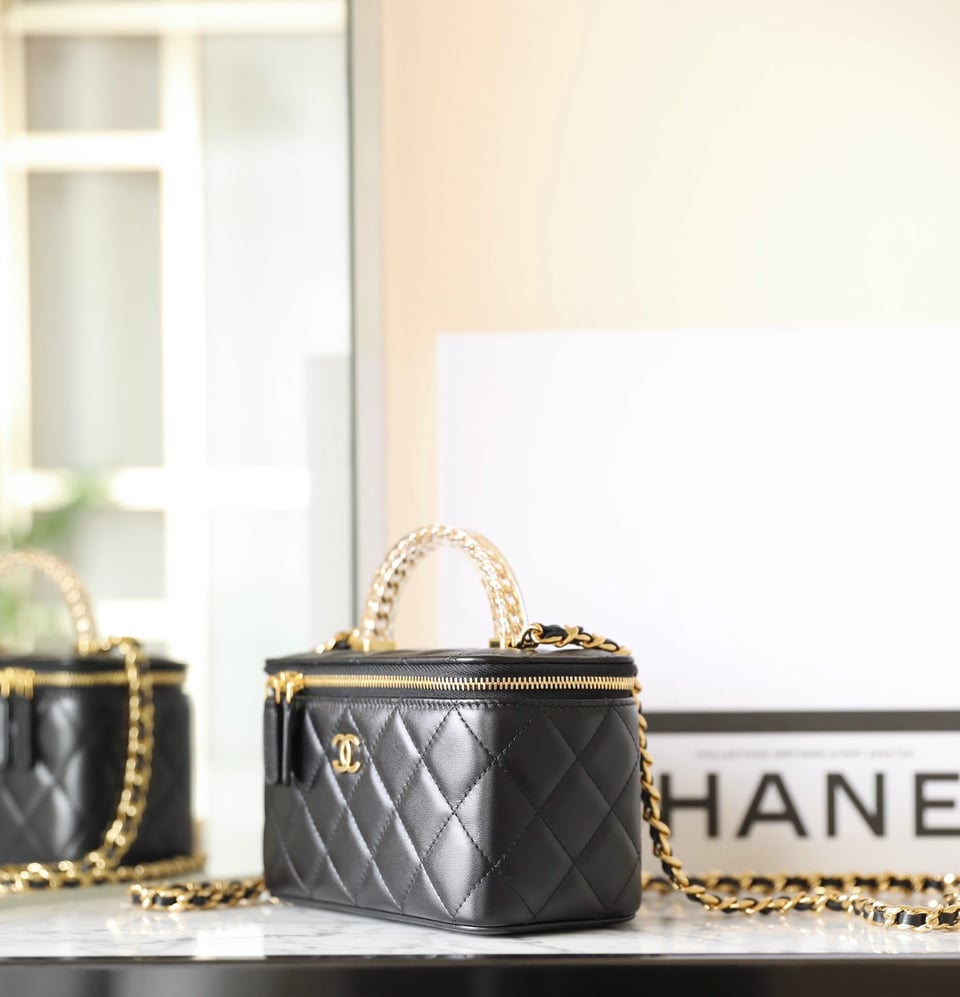 Chanel Small Vanity Case Ss22 Black 17Cm/6.6in view 9