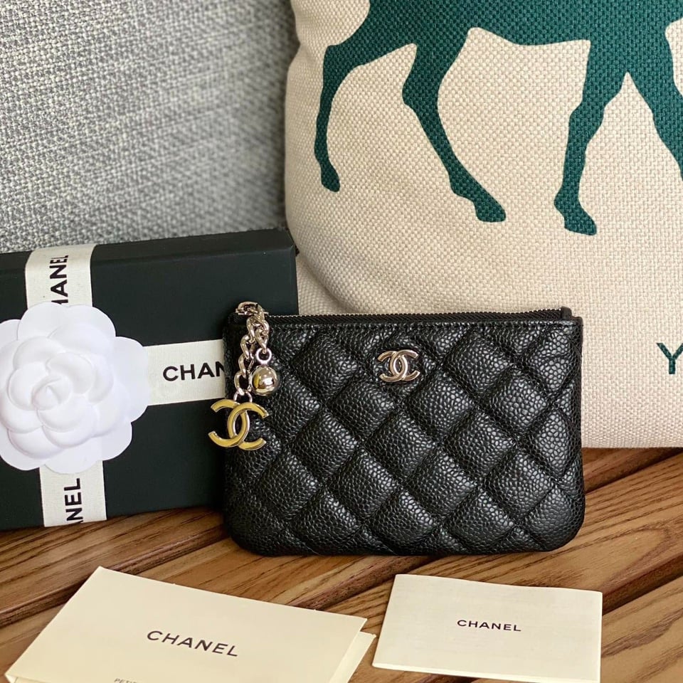 Chanel Zipped Wallet 14Cm Black Caviar Silver Hardware view 2