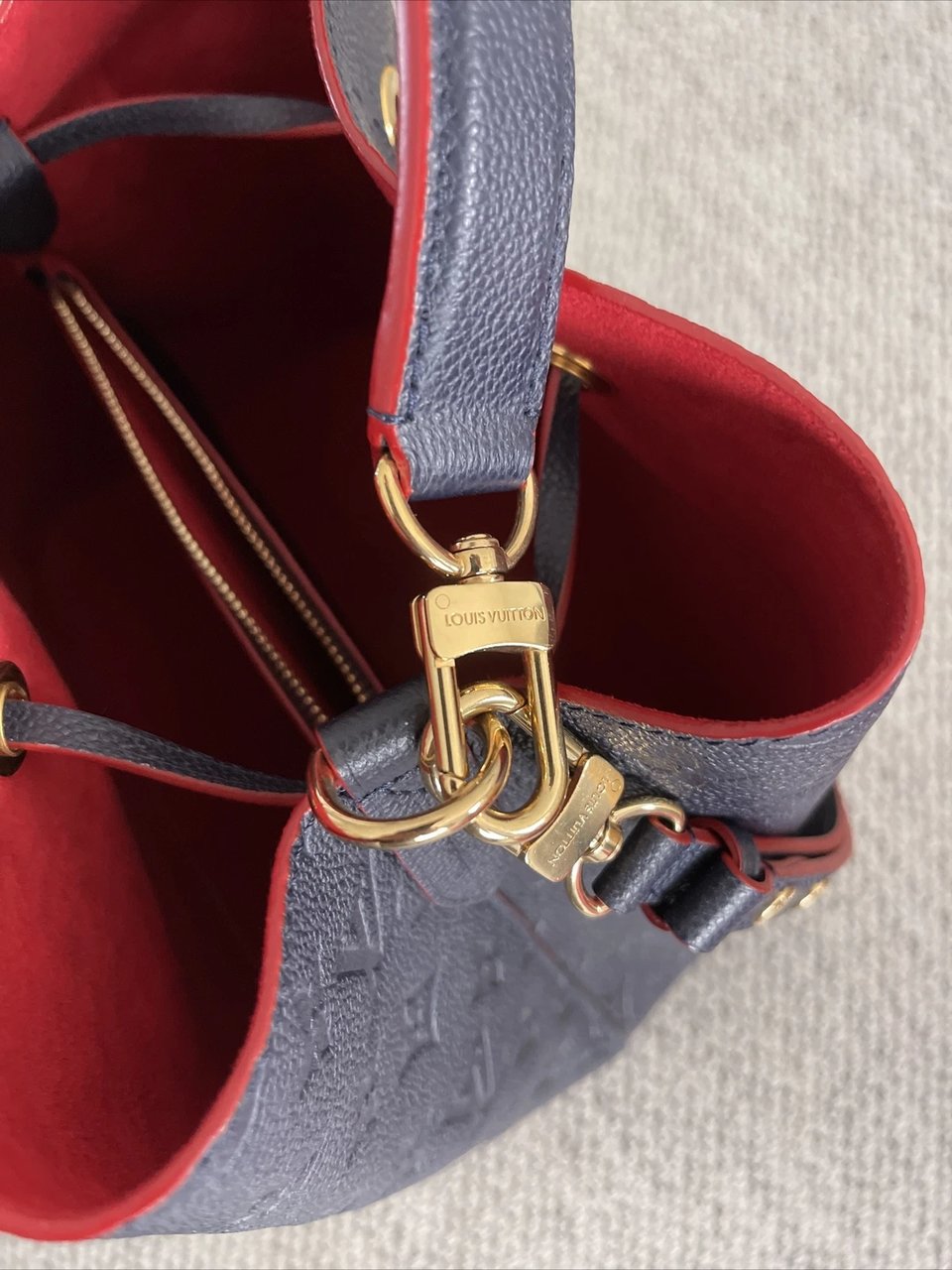 Louis Vuitton N Ono Mm Bucket 26cm/10.2in Navy Blue view 6