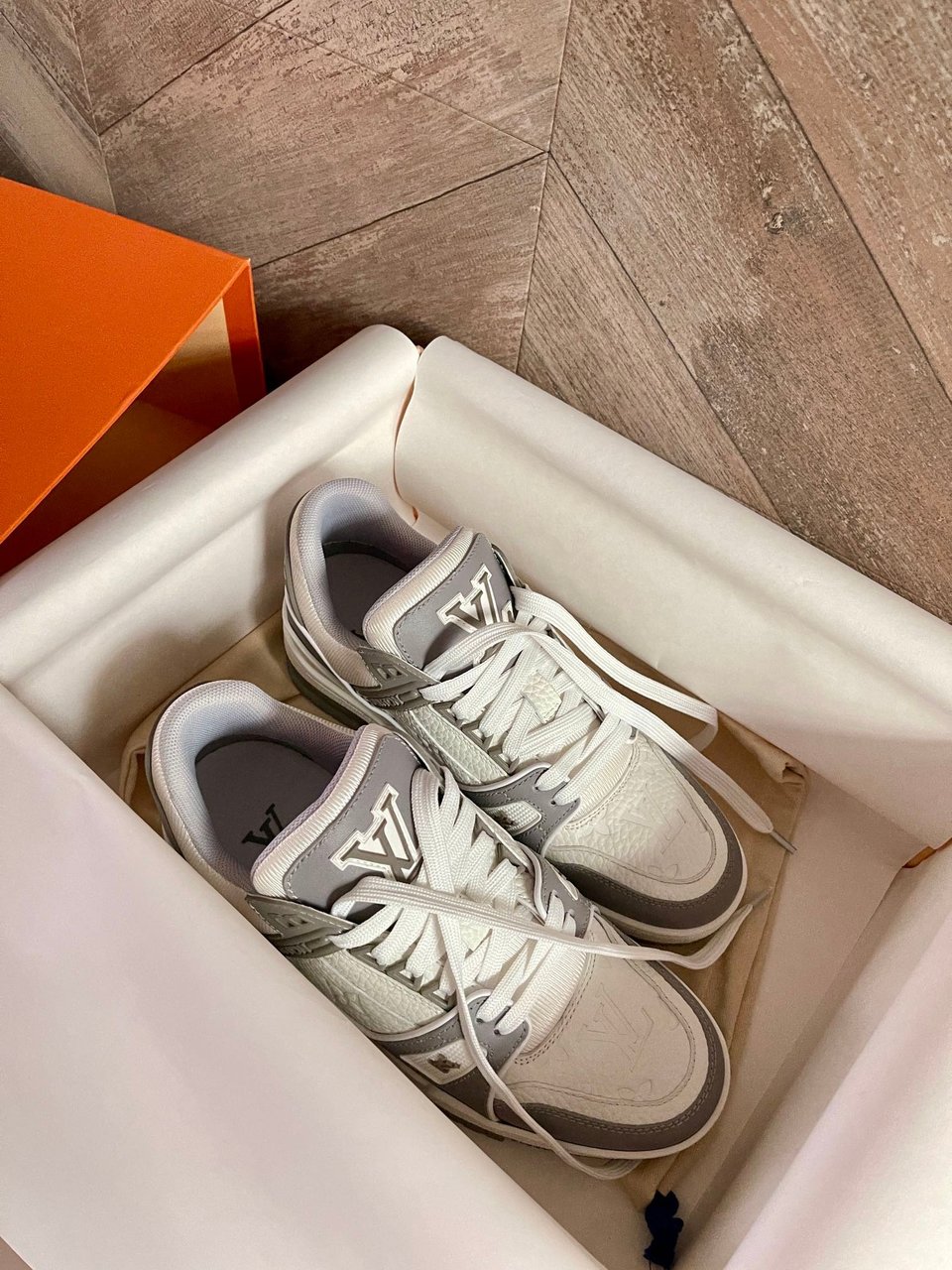 Louis Vuitton Lv Trainer Sneaker Grey White 1A8Kba view 6