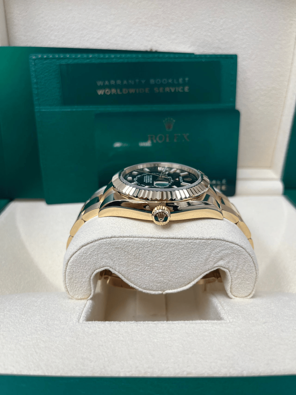 Rolex Sky-Dweller 42 mm Bright black Dial 336938 view 4