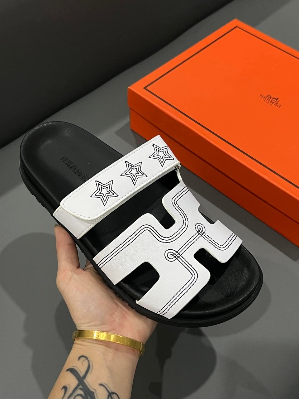 Hermes Chypre Sandal Star Stitched Blanc White view 5