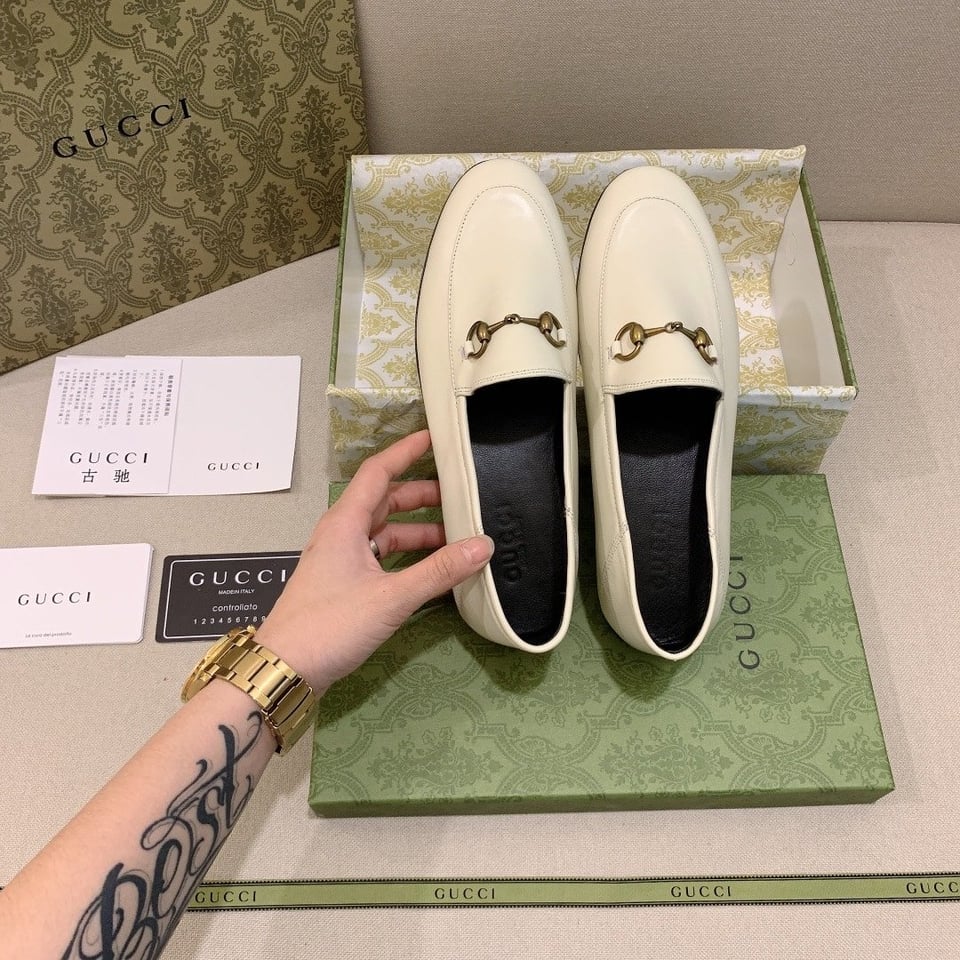 Gucci Women’S Leather Horsebits Loafers White view 7