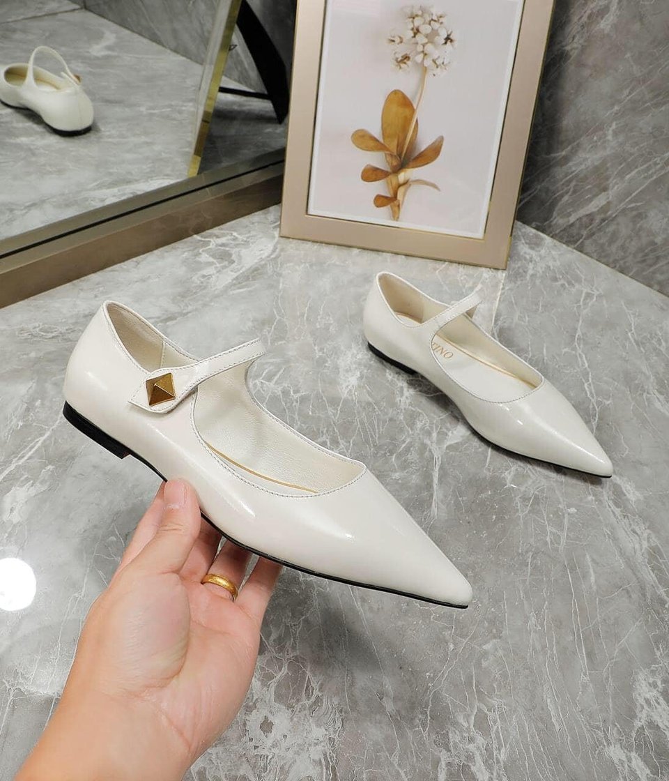 Valentino Garavani Tiptoe Patent Leather Ballet Flats Ivory 2W2S0Gc3Eru098 view 7