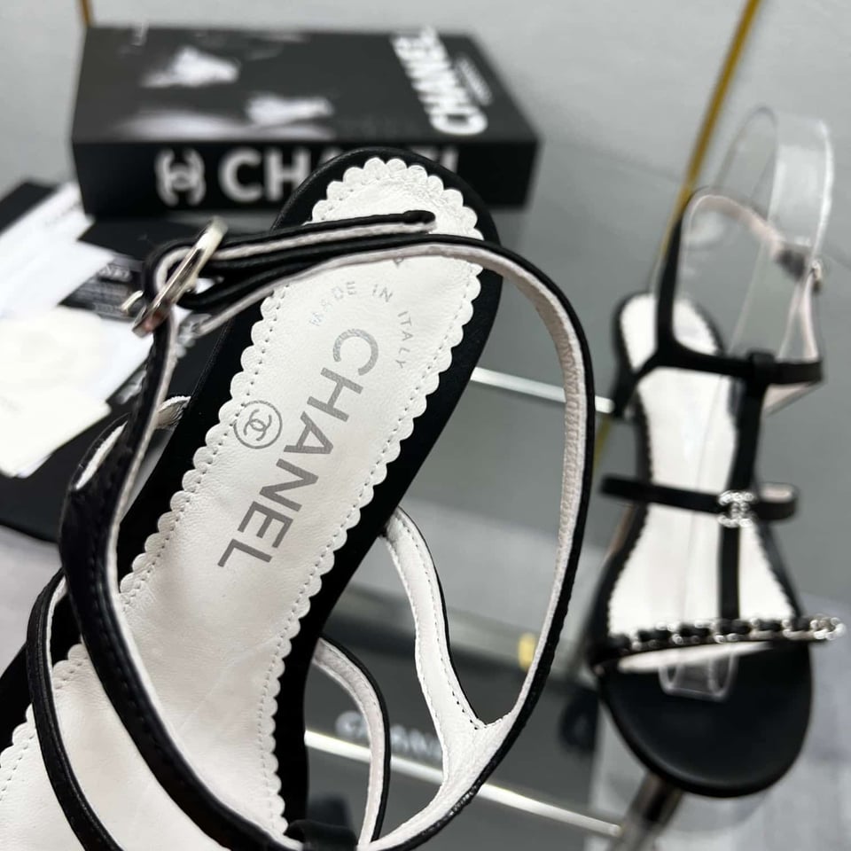 Chanel Sandals Metal Black G39645 X01000 94305 view 5