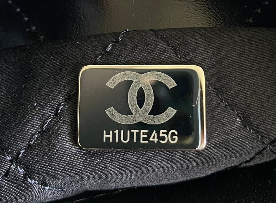 Chanel Hobo Mini 20Cm Black Lambskin Shw view 10