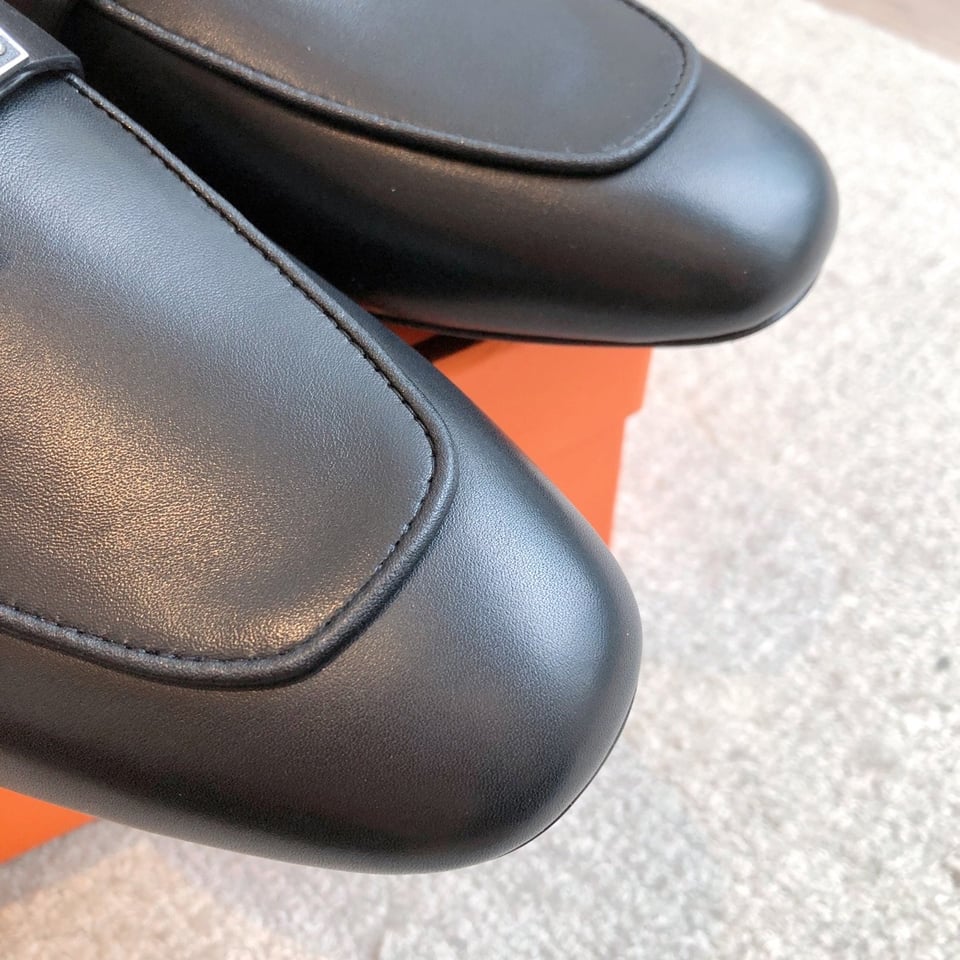 Hermes Oz Mule Black view 7