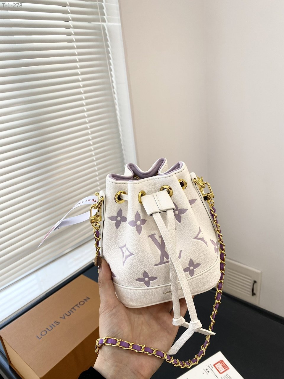 Louis Vuitton Noe Nano White With Purple 17Cm M82933 view 3