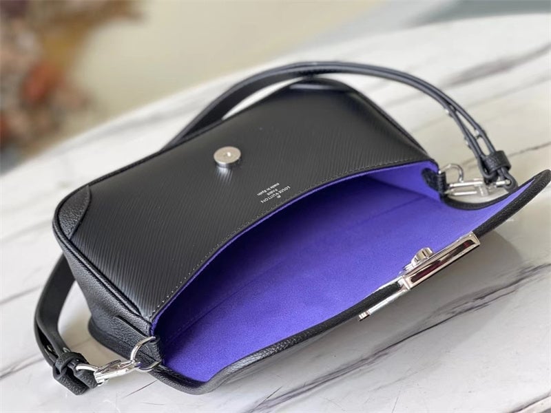 Louis Vuitton Buci 24Cm Black view 9