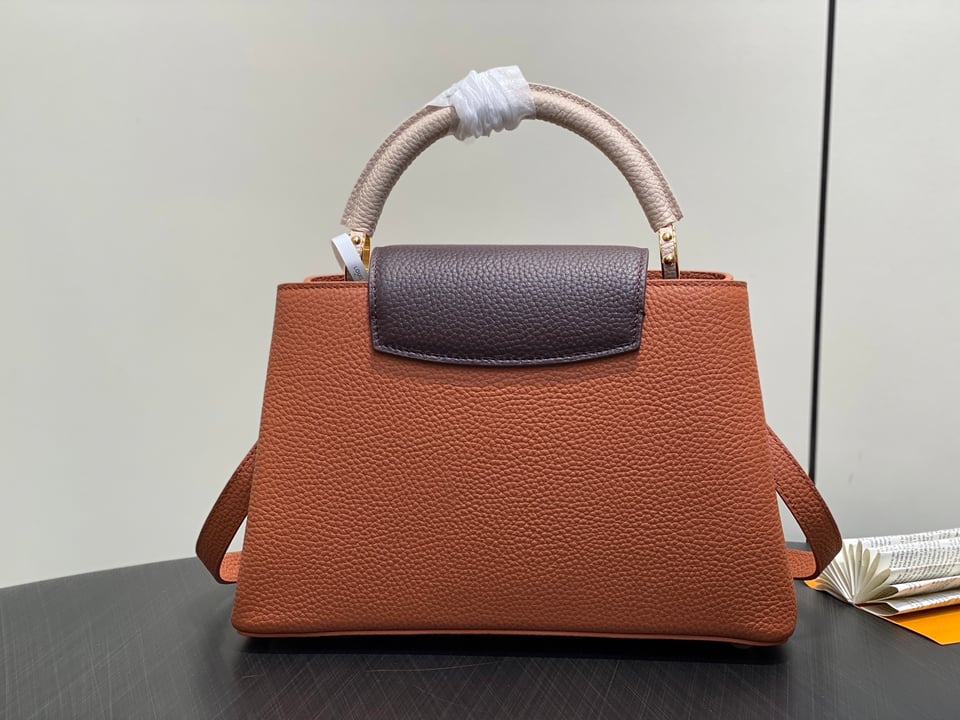 Louis Vuitton Capucines MM M14176 Brown 31.5cm/ 12.2in view 4