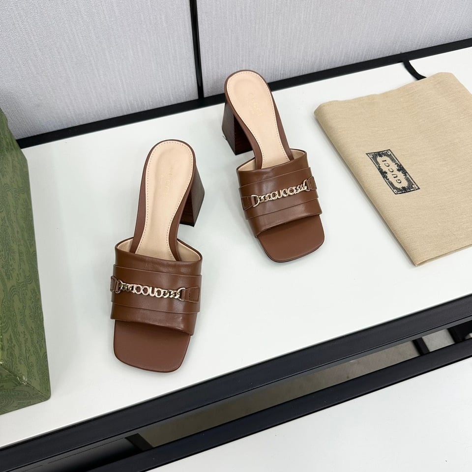 Gucci Signoria Slide Sandal In Brown 786595 Aaboc 2176 view 5