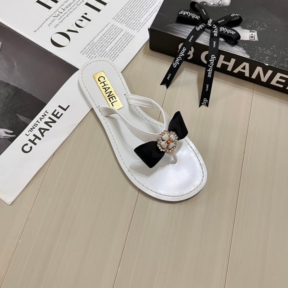 Chanel Thong Slide White Camellia Cc Logo Bow White view 7