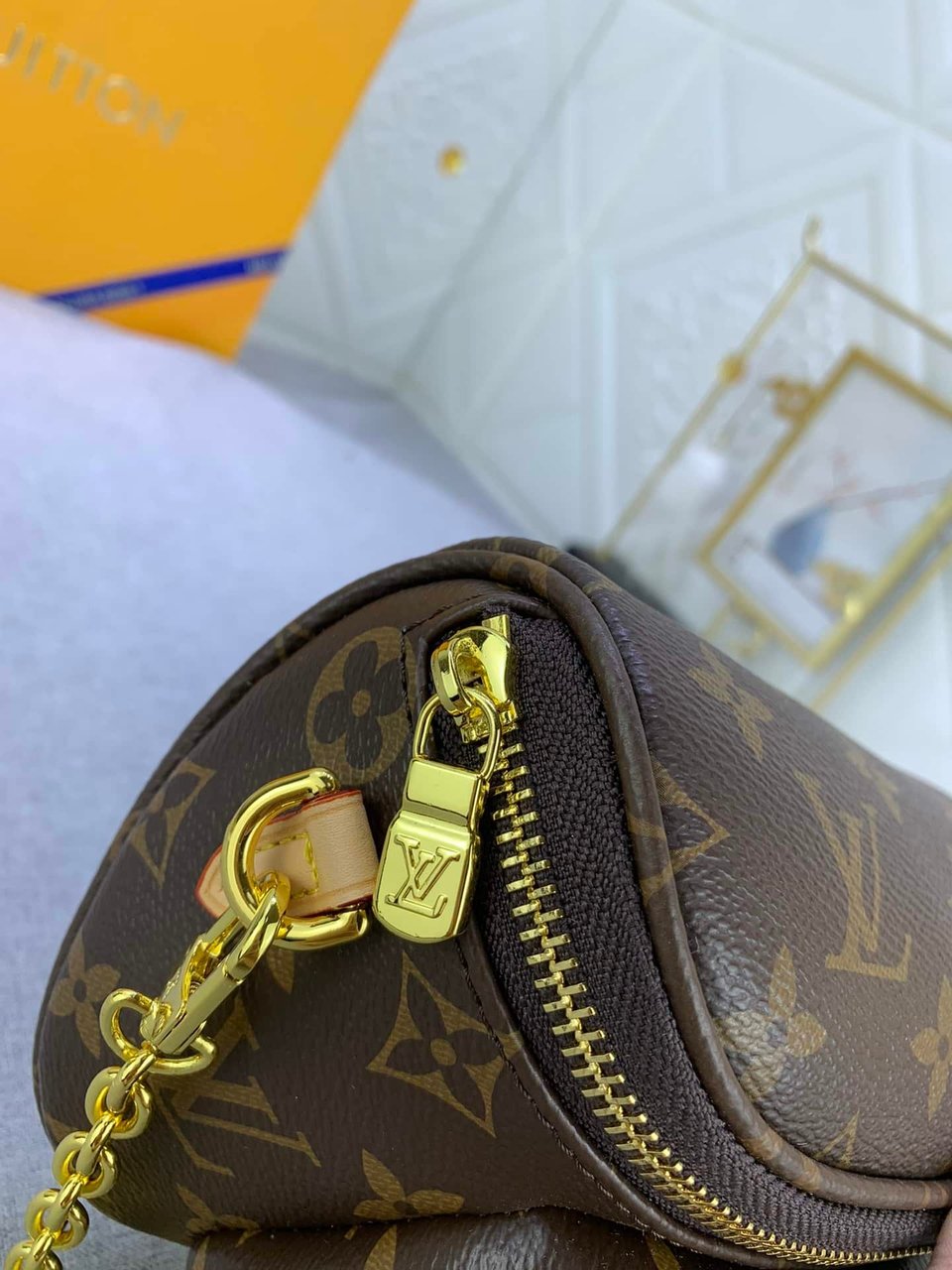 Louis Vuitton Mini Bumbag Bag Monogram Canvas 17Cm M82335 view 6