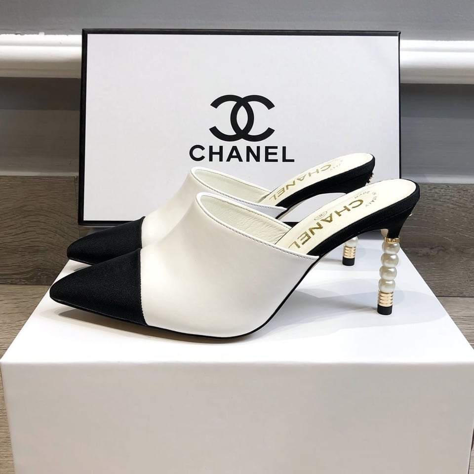 Chanel Mules Grosgrain White view 3