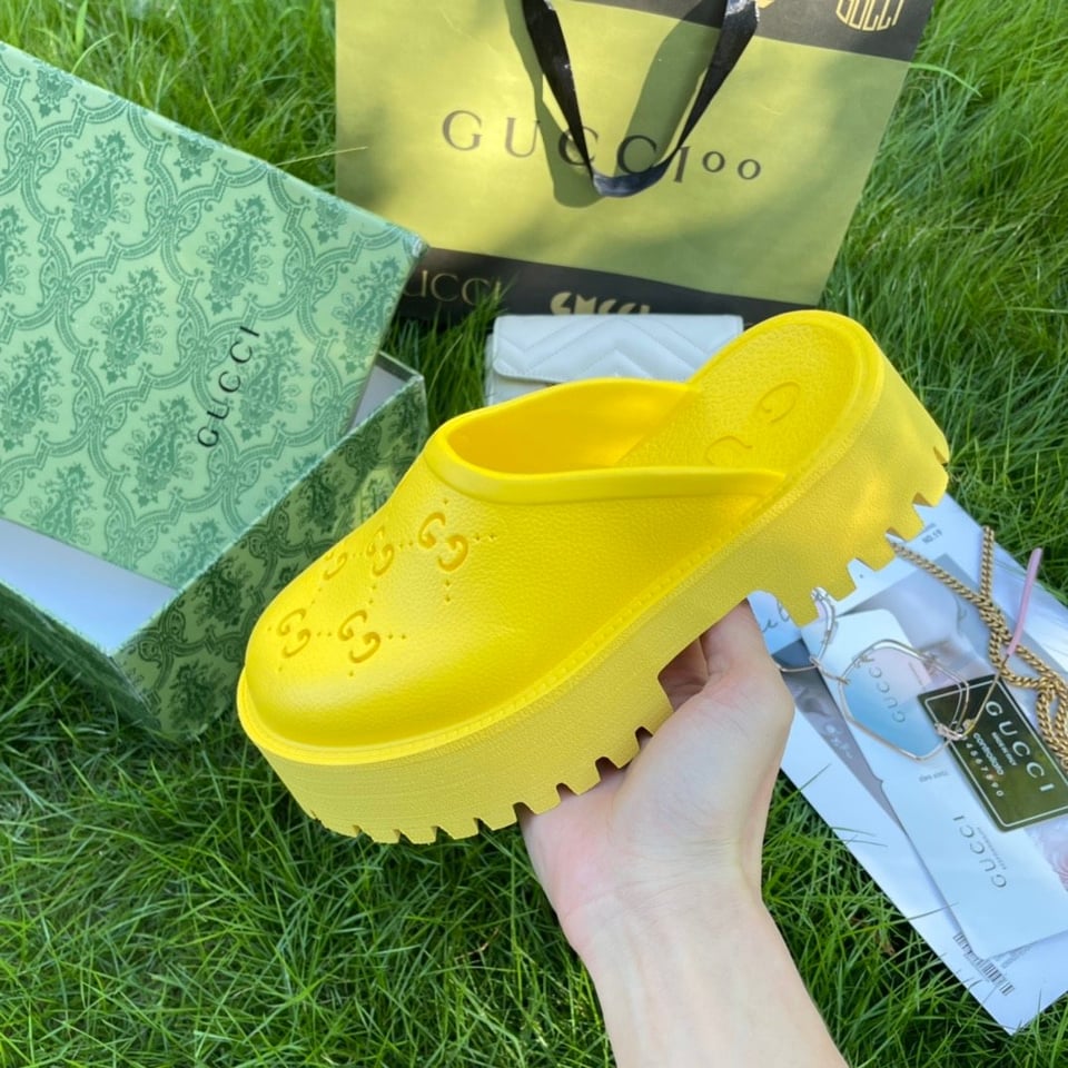 Gucci Men’S Slip On Sandal Yellow Gg Rubber view 6