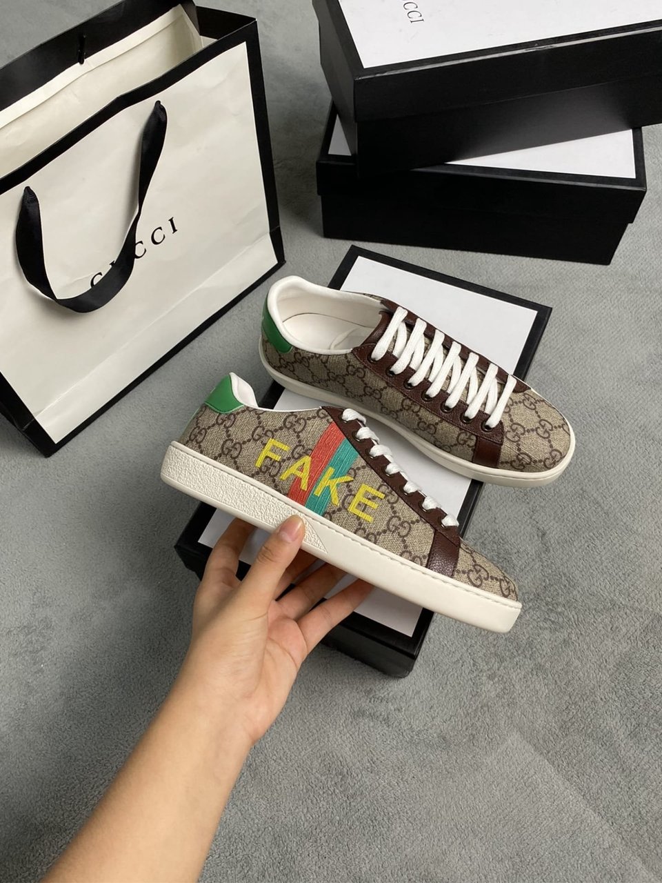 Gucci Ace ?Fake Not Print? 636358 2Gc10 8260 view 3