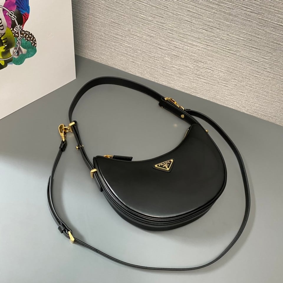 Prada Arqué Leather Shoulder Bag Black 22.5cm view 7