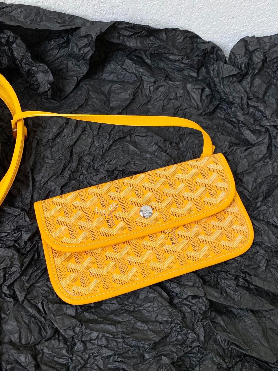 Goyard Saint Louis Gm 40Cm Yellow Canvas view 10