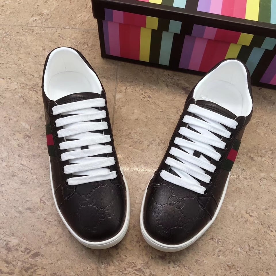 Gucci Ace Black Logo Sneaker 386750 Cwcg0 1070 view 4