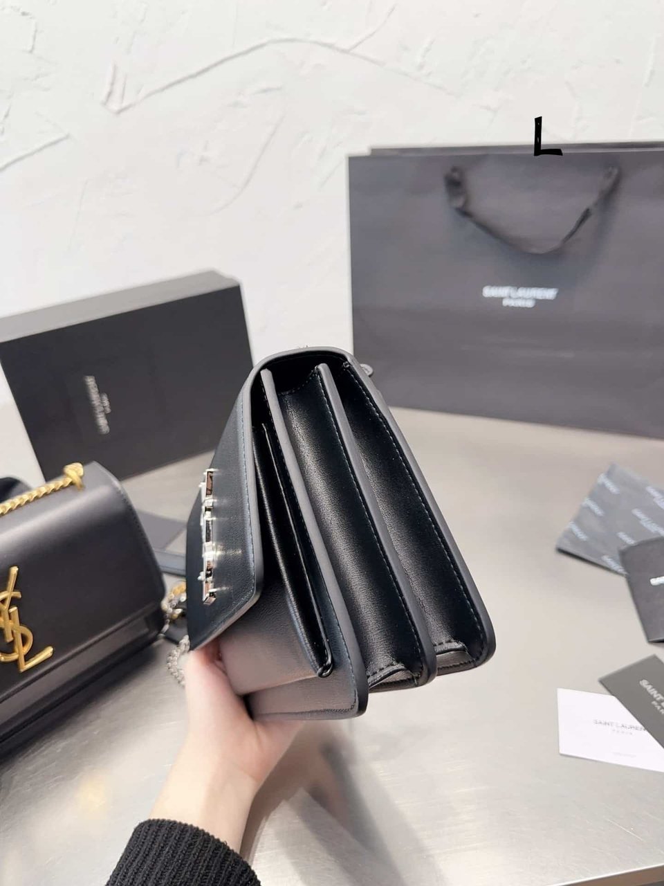 Saint Laurent Sunset Medium Chain Bag In Smooth Leather 22Cm view 7