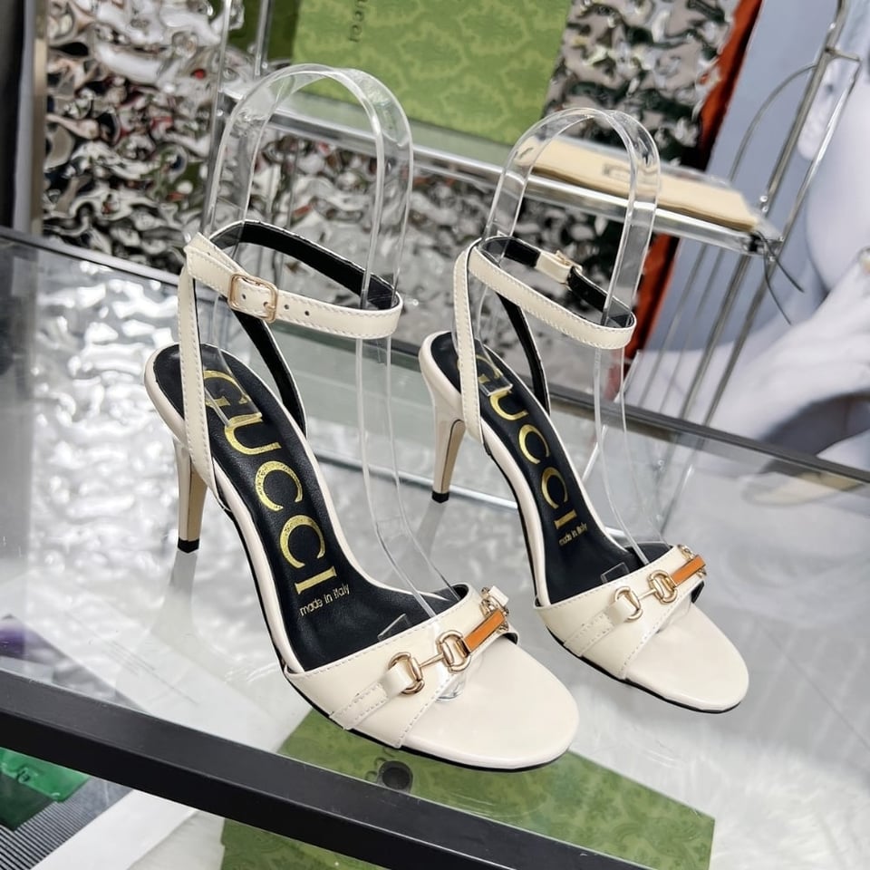 Gucci Moorea Sandals White view 3