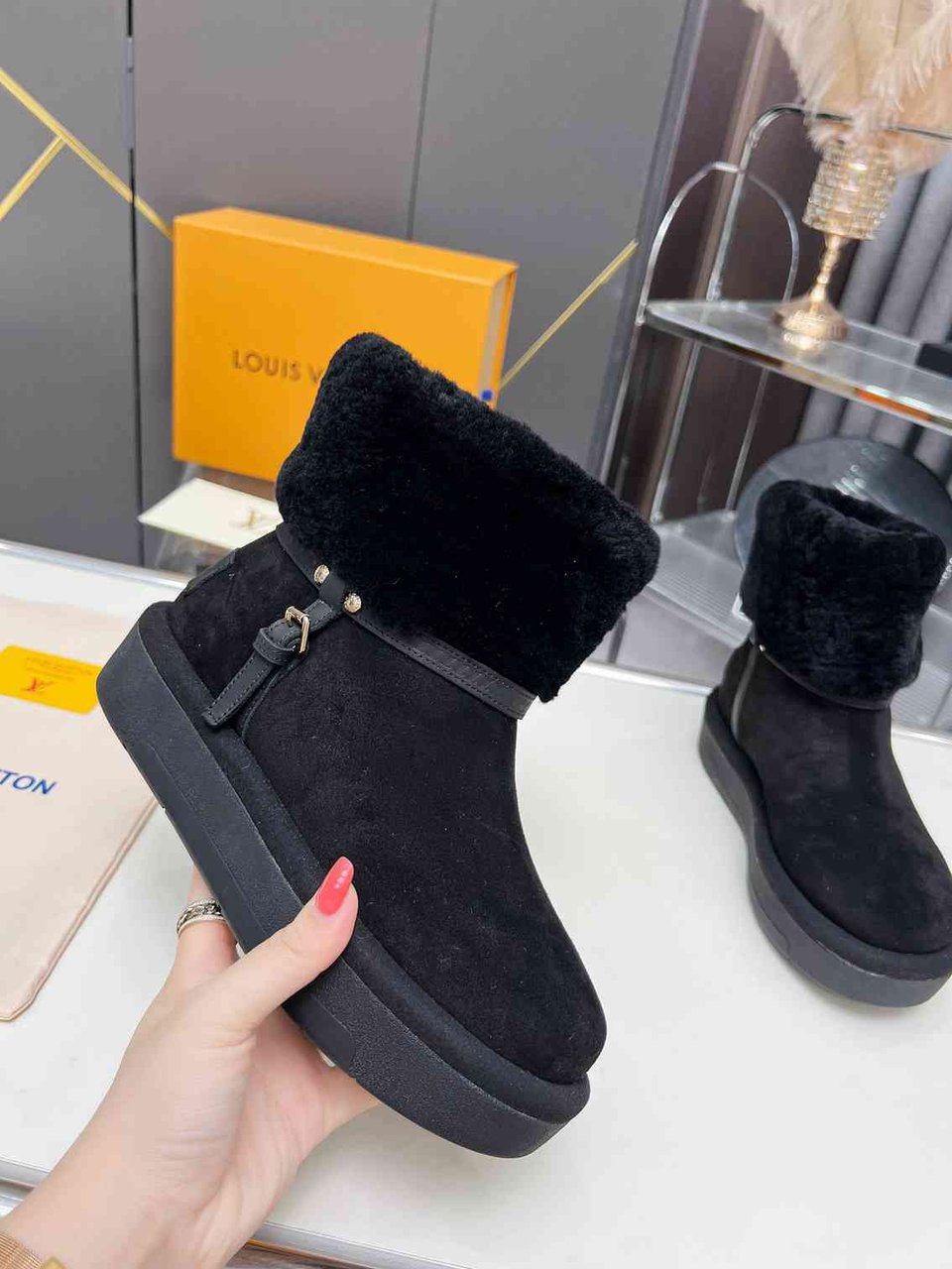 Louis Vuitton Aspen Platform Ankle Boot Black 1Ac78O view 8