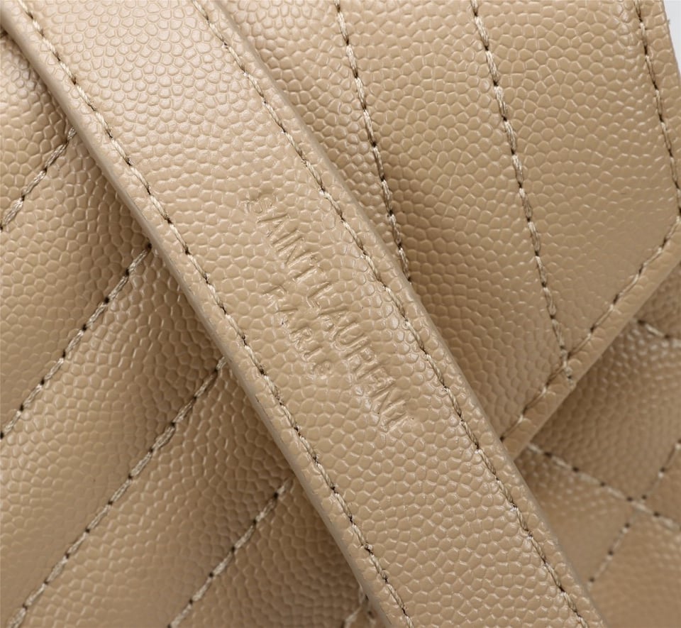 Saint Laurent Envelope Small Bag In Mix Matelasse Grain De Poudre Embossed Beige view 7