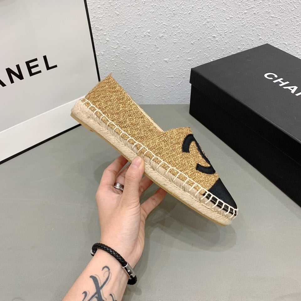Chanel Cc Espadrilles Tweed Slip On Crinkled Beige view 8