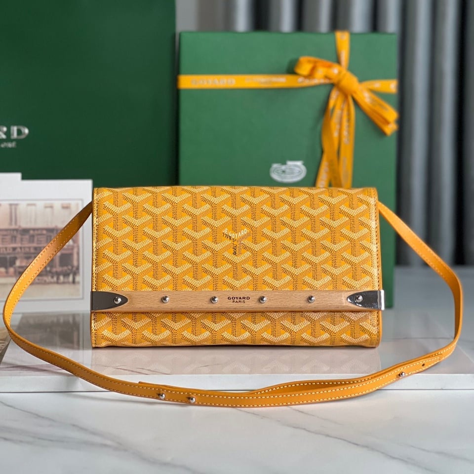 Goyard Monte-Carlo Pm Clutch 25cm Yellow Goyardine Canvas view 2
