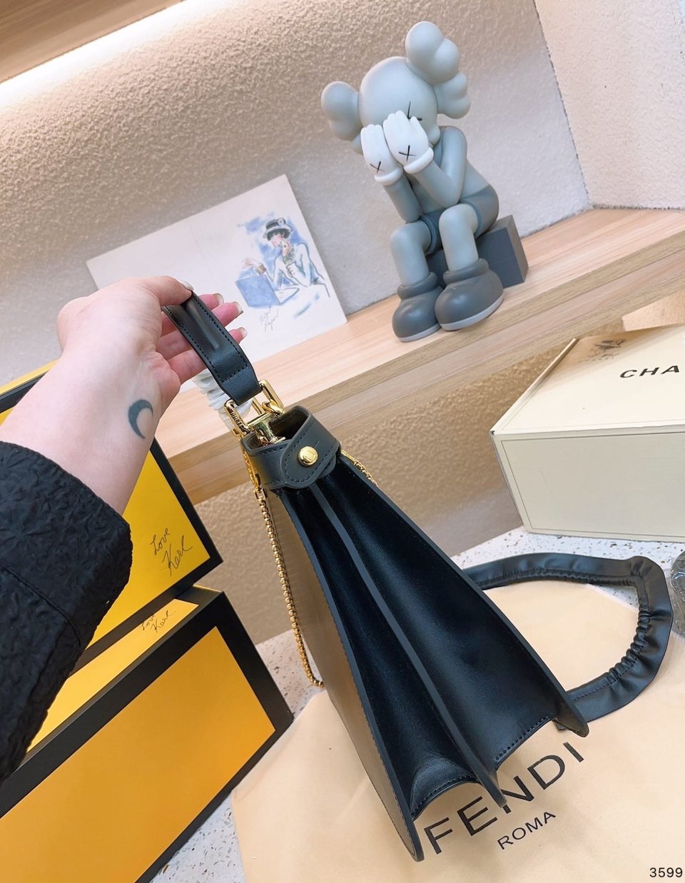 Fendi Peekaboo Iseeu Petite Black 32Cm view 5