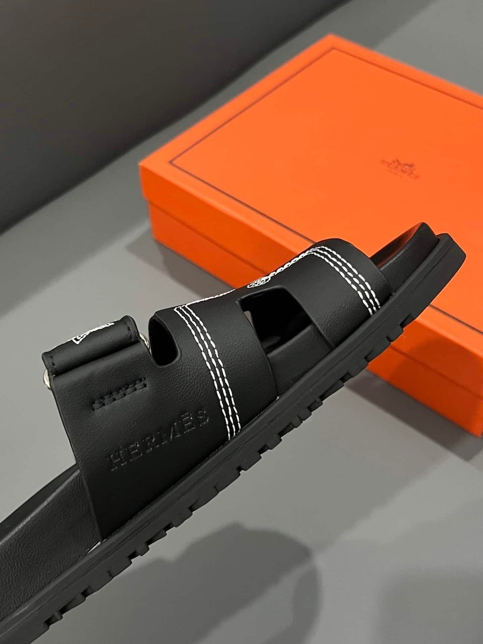Hermes Chypre Sandal Star Stitched Noir H232142Z 02340 view 7