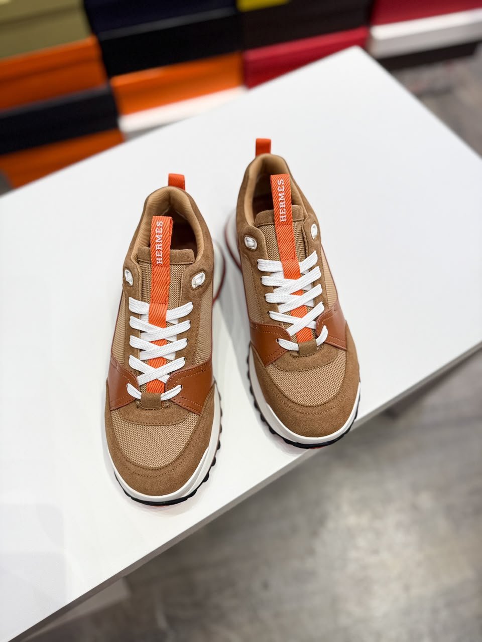 Hermes Leader Sneaker Multicolor Alabaster Beige H252863ZHVD415 view 3
