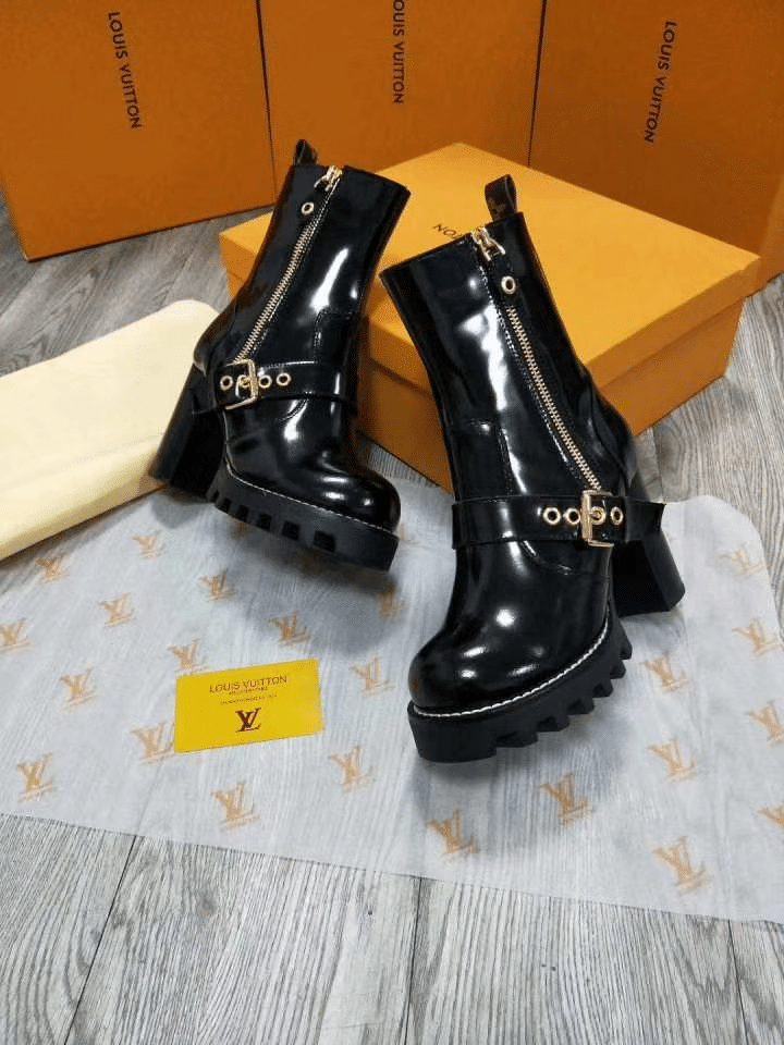 Louis Vuitton Star Trail Ankle Boots Black view 8